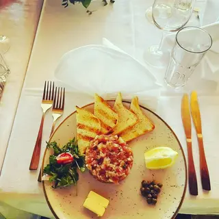 Tuna tartar
