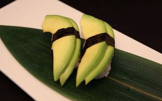 35. Nigiri avocado - 2 pezzi 