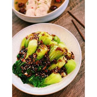 Chinese Cabbage and Broccoli in Garlic Sauce