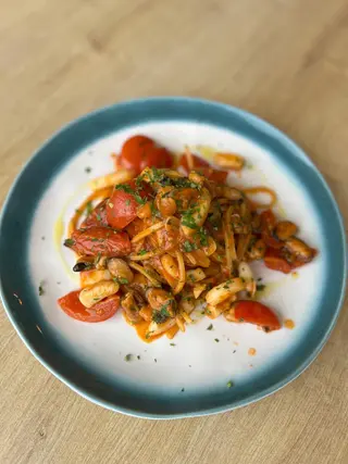 Spaghete cu fructe de mare