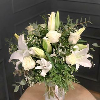 Ramo De Flores Blancas Belen