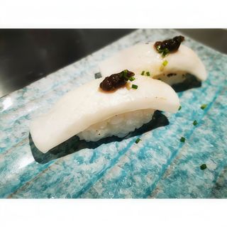 22. Nigiri De Pez Mantequilla Flameado (2 Pzs.)