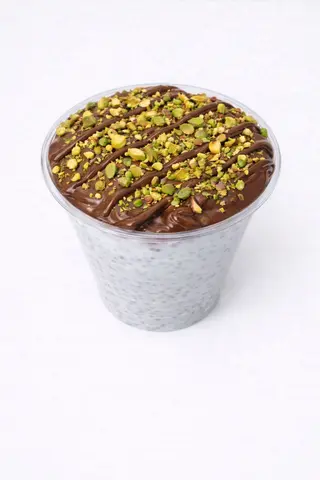 Йогурт с чия, Нутела и шамфъстък (230г)