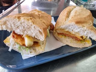 Bocadillo Especial Vegetal De Pollo