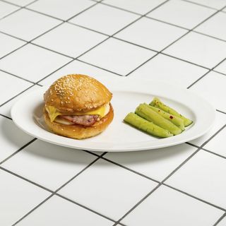 Бургер-скрэмбл с ветчиной