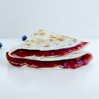 Piada con confettura di stagione