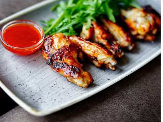 Курячі крильця в глазурі