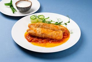 Gołąbki w sosie pomidorowym 2 szt.