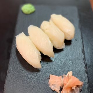Nigiri de pez mantequilla 