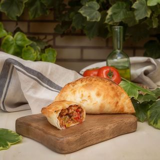 Empanadilla De Carne Picante 