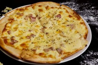 CARBONARA (z jajkiem i boczkiem)