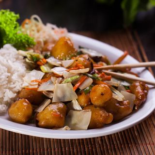 Kurczak w cieście z warzywami duża porcja