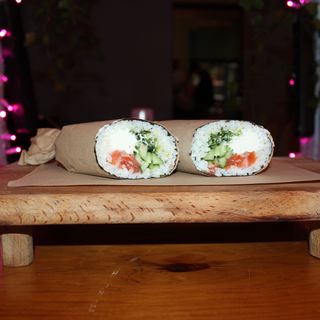 SushiRito Salmon