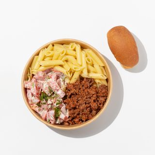 Բոուլ պաստա բոլոնեզ