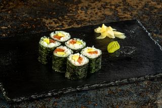 Salmon Maki