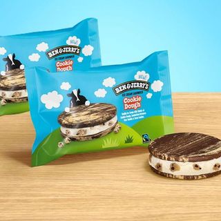 2 uni Cookie Dough Sandwich