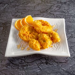 Owoce w cieście banan z miodem