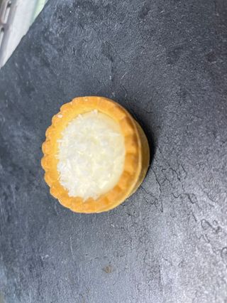 Cestini mignon di frolla con cioccolato bianco 