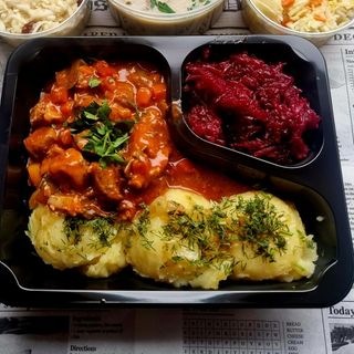 Gulasz Wieprzowy po Węgiersku