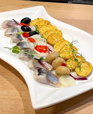 Філе оселедця з цибулькою 200г