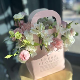 Compoziție florală