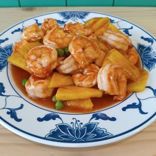 Gambas com Ananás