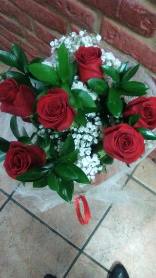Ramo Rosas Rojas