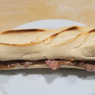Bocadillo Pepito De Ternera Sin Pimientos