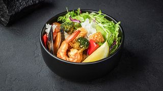 Боул з морепродуктами