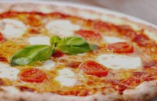 Margherita normale + Coca-Cola Lattina 330ml