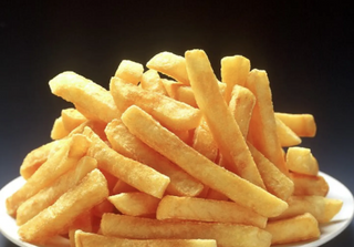 Plato de patatas fritas