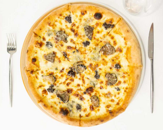 Pizza cu trufe Ø 32cm