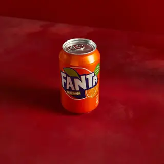 Fanta Naranja lata 330ml.