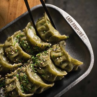 Mushrooms & Nut (12 Uds.) 蘑菇加馬蹄