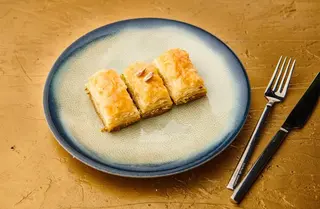 Baklava clasic nuca