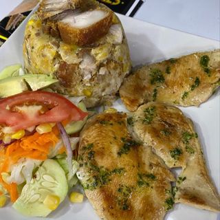 Mofongo Con Pechuga A La Plancha