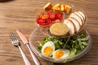 Салат Цезар (250г)