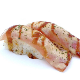 285.nigiri salmone sconttato salsa(2pz)手握喷火三文鱼汁水