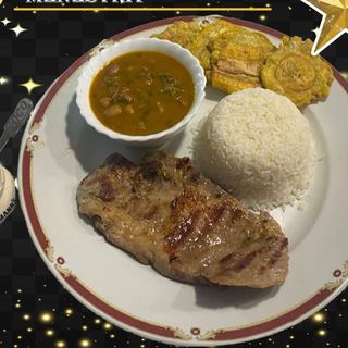 Arroz + menestra + carne