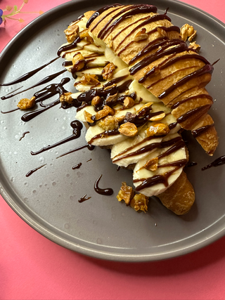 Круасан з бананом та нуттелою 270гр