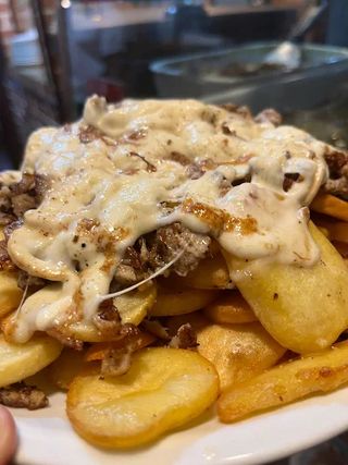 Patate hamburger e formaggio