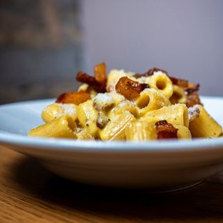 Carbonara mezza manica