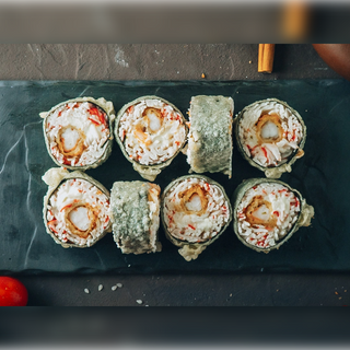 Гарячий рол Сурімі з креветкою (8шт/225г)