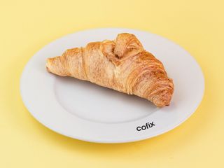 Croissant ręcznie nadziewany
