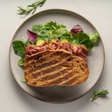 Сендвіч з телятиною