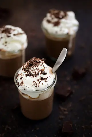 chocolat froid avec chantilly