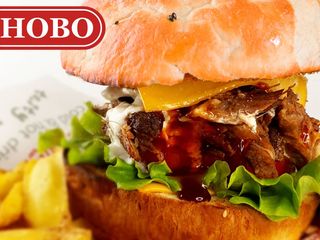 Бургер с дърпано телешко месо (400г)