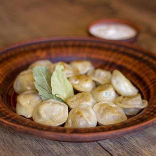 Пельмені з курки смажені (200г/15шт)