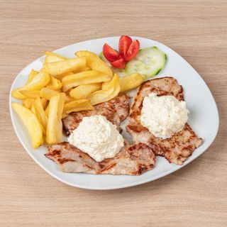 Svinjska šnicla u kajmaku