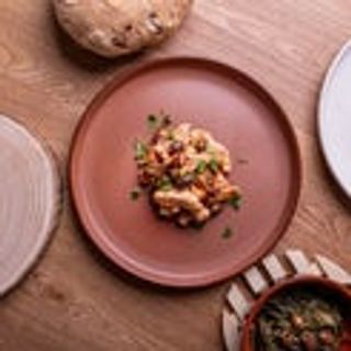 Straccetti di pollo con olive e pomodorini